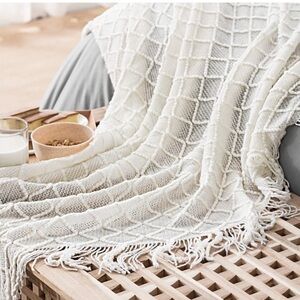 White Farmhouse Classic Chic Tassel Knit Throw Cozy Fringe Patterned Blanket
